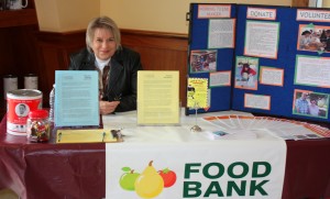 Food Bank Ambassador Linda Elsdon_Tabling at Fentons_January2011